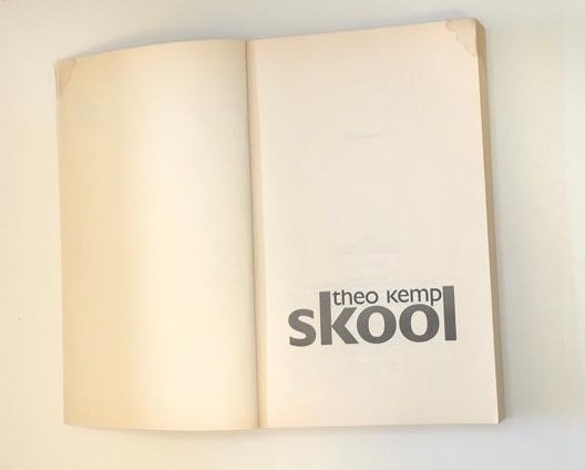 Skool - Theo Kemp (First edition)