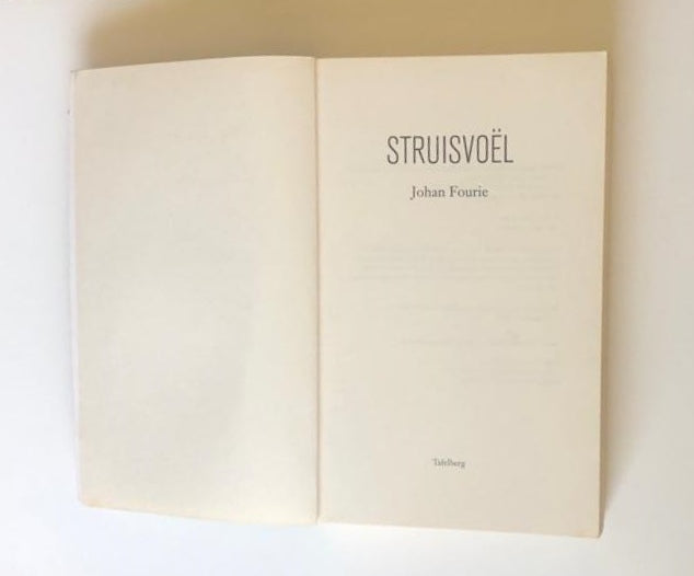 Struisvoël - Johan Fourie (First edition)