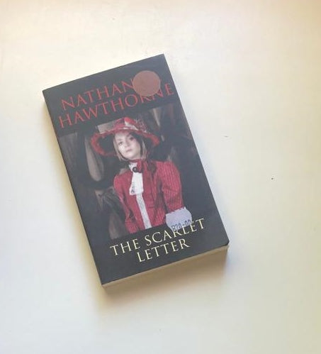 The scarlet letter - Nathaniel Hawthorne