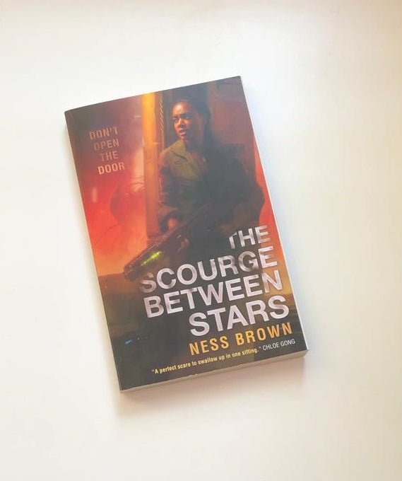 The scourge between stars - Ness Brown (First edition)