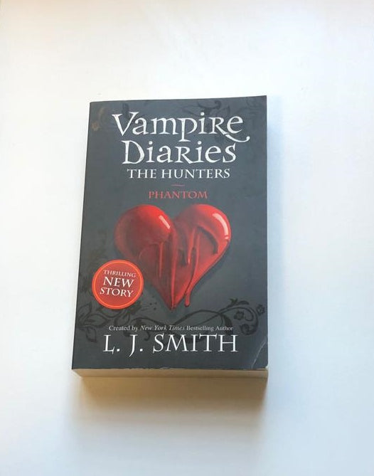 The hunters: Phantom (The Vampire Diaries) - L.J. Smith
