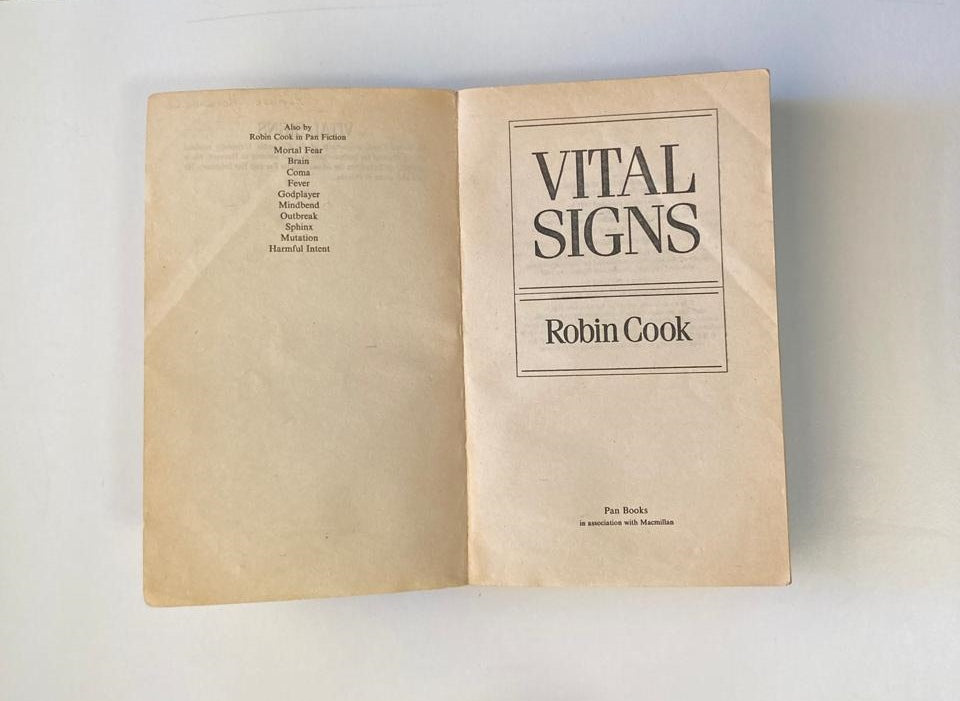 Vital signs - Robin Cook (Dr. Marissa Blumenthal #2)