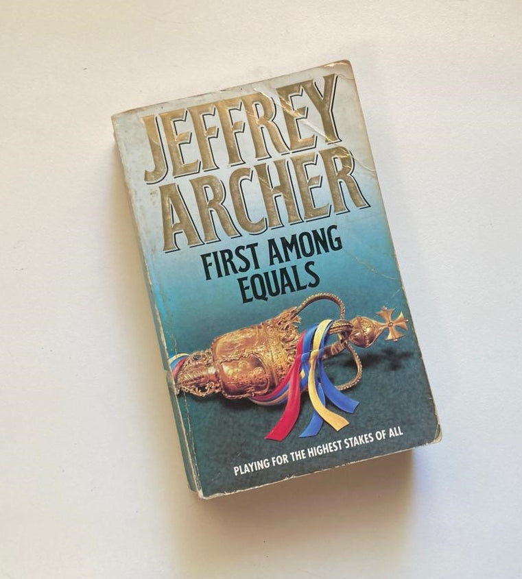 First among equals - Jeffrey Archer