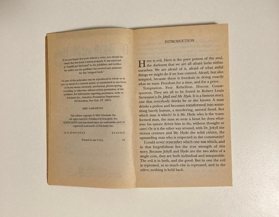 Dr. Jekyll and Mr. Hyde and other stories of the supernatural - Robert Louis Stevenson