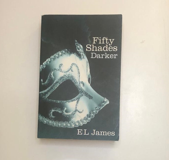 Fifty shades darker - E.L. James