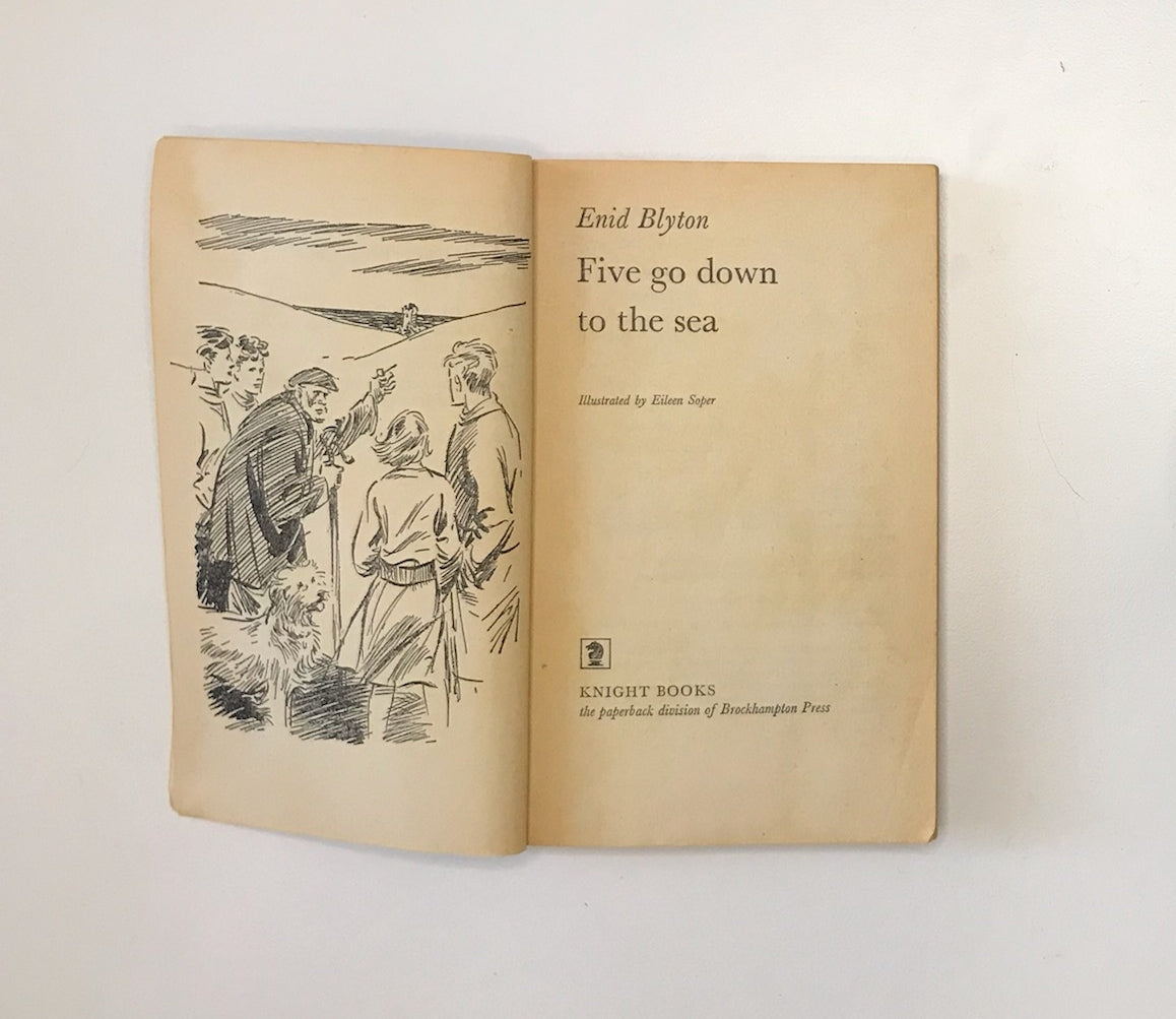 Five go down to the sea - Enid Blyton