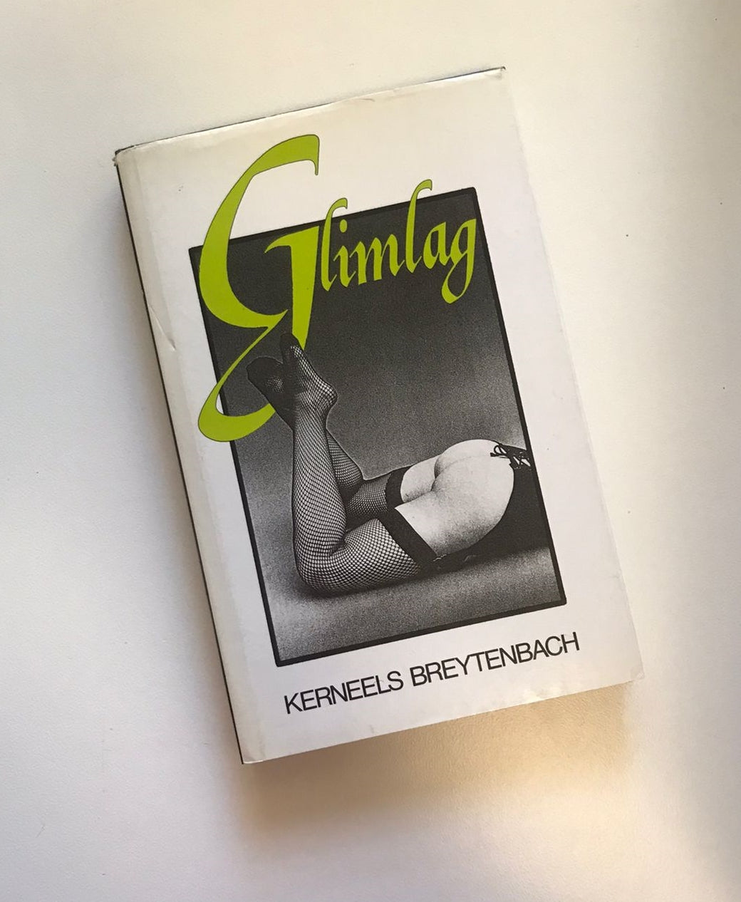 Glimlag - Kerneels Breytenbach (First edition)