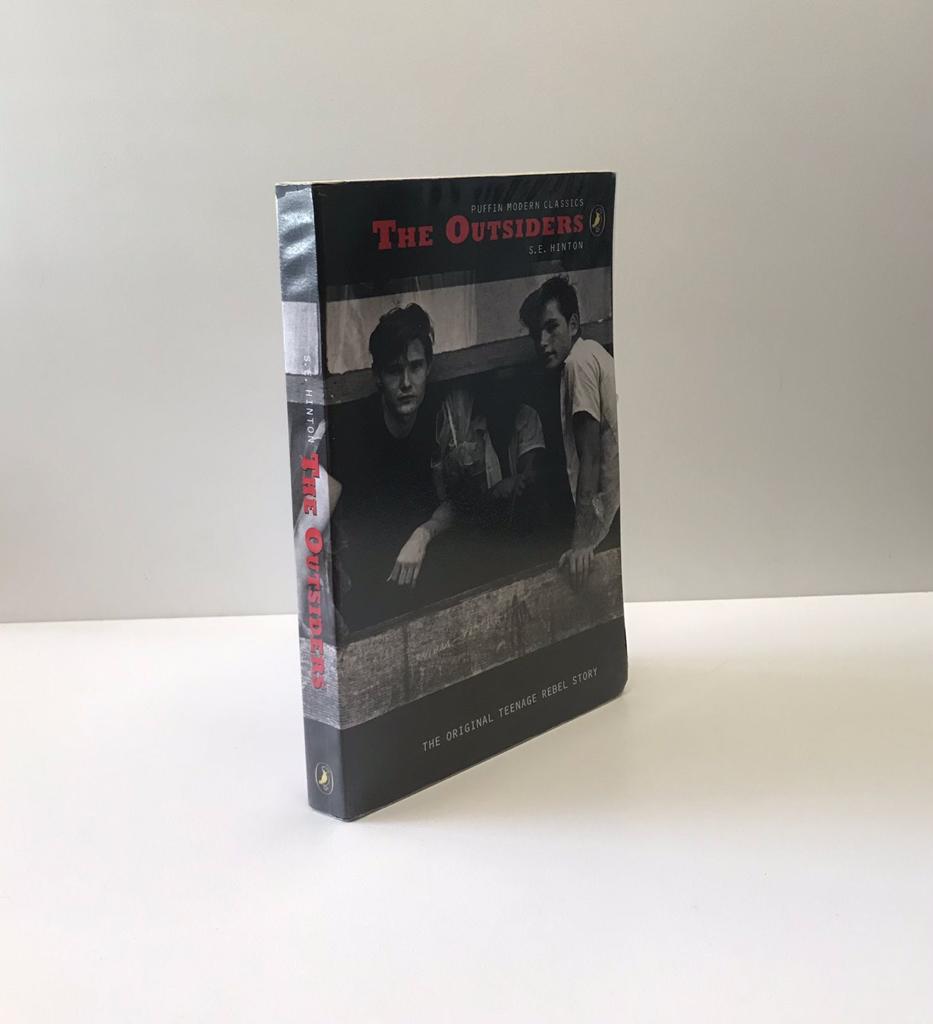 The outsiders - S.E. Hinton